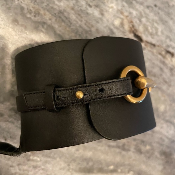 Host Pick⭐️GUCCI Ursula horsebit ankle cuff heels - Picture 9 of 11